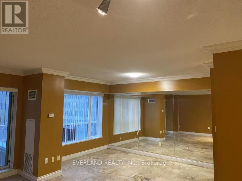 #708 - 887 Bay Street, Toronto, Ontario  M5S 3K4 - Photo 11 - C12235705