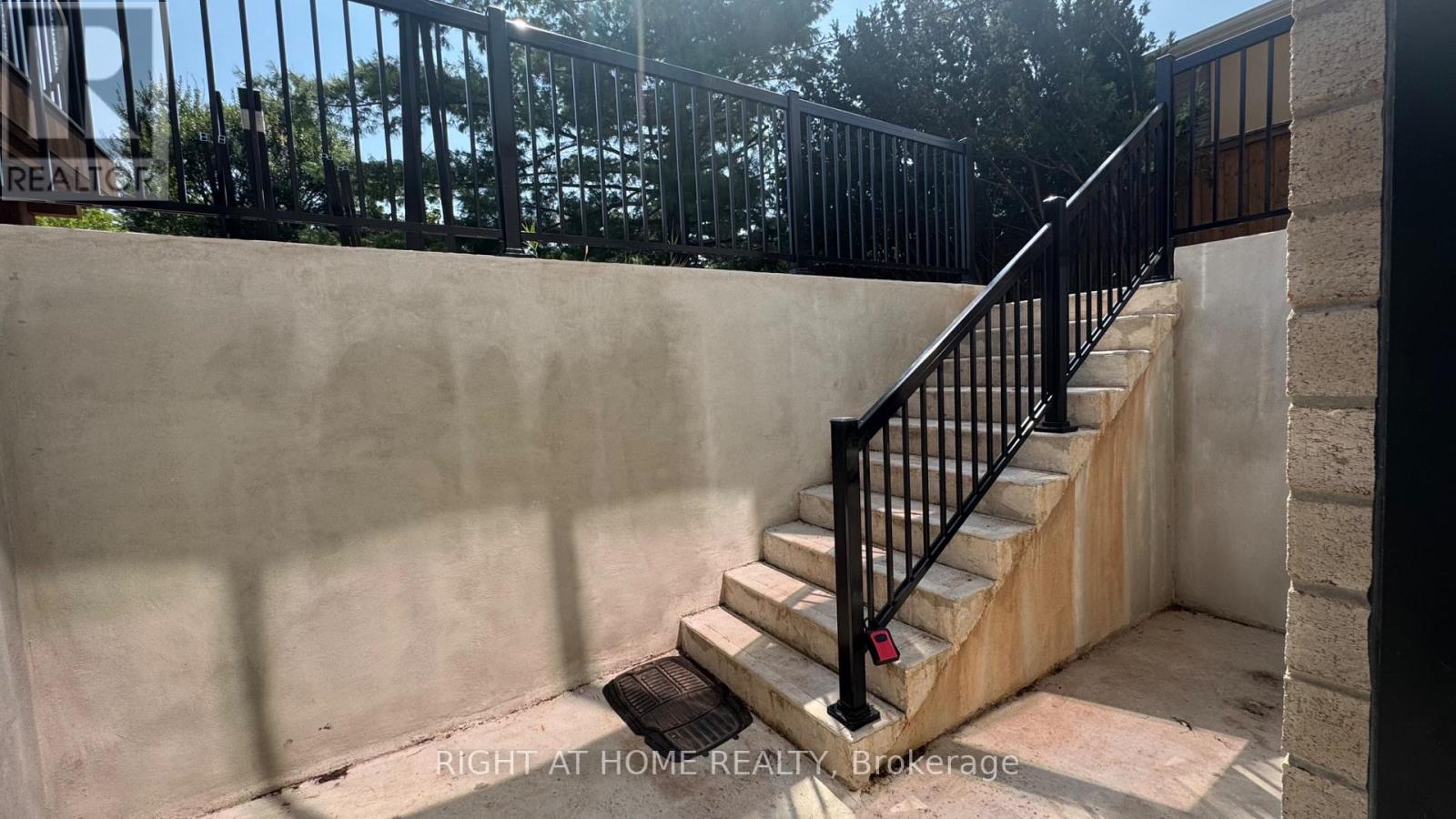 Basement - 16 Ridge Drive, Oakville, Ontario  L6H 1B6 - Photo 3 - W12355942
