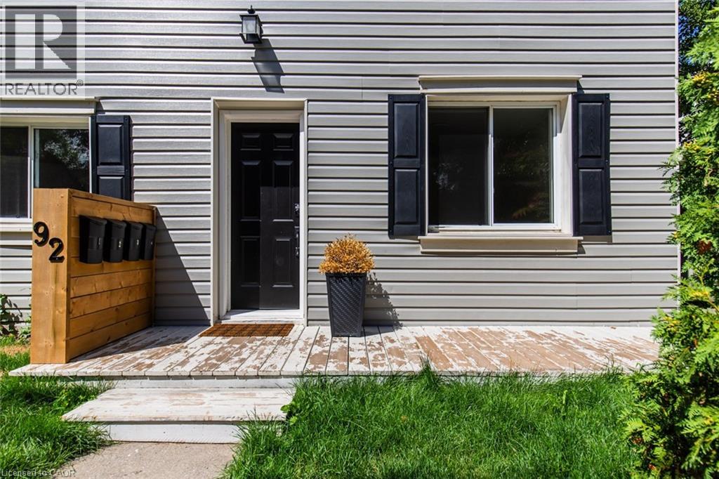 92 Pearl Street S, Hamilton, Ontario  L8P 3X2 - Photo 2 - 40762903