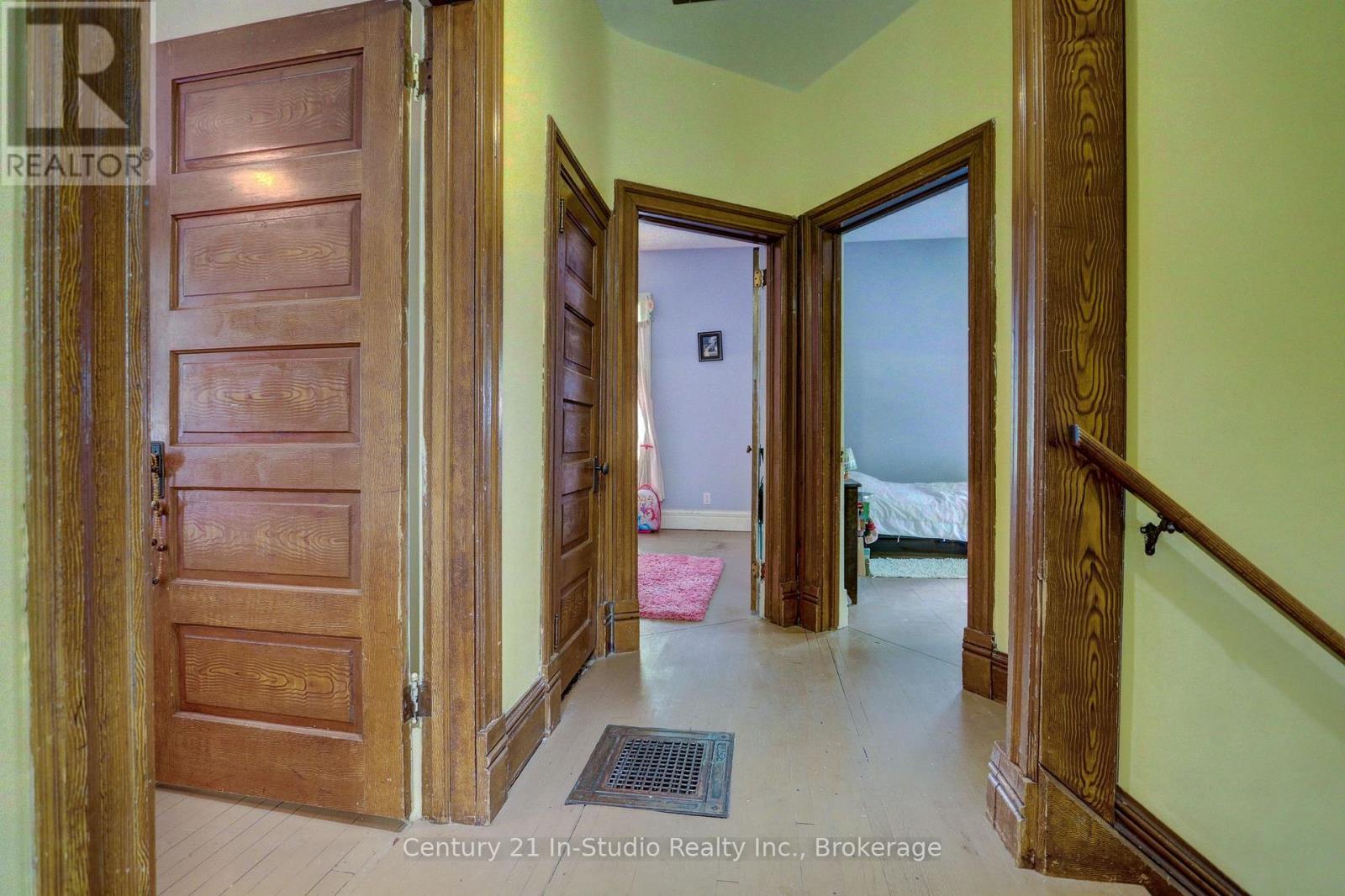 45 Mark Street W, Grey Highlands, Ontario  N0C 1H0 - Photo 19 - X12360607