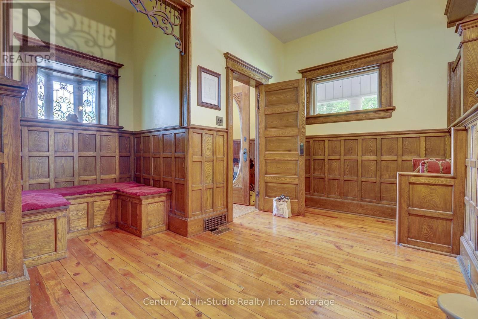 45 Mark Street W, Grey Highlands, Ontario  N0C 1H0 - Photo 2 - X12360607