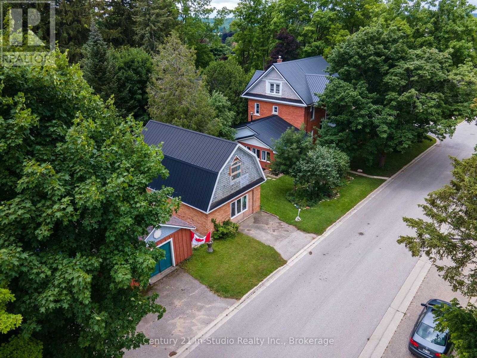 45 Mark Street W, Grey Highlands, Ontario  N0C 1H0 - Photo 9 - X12360607