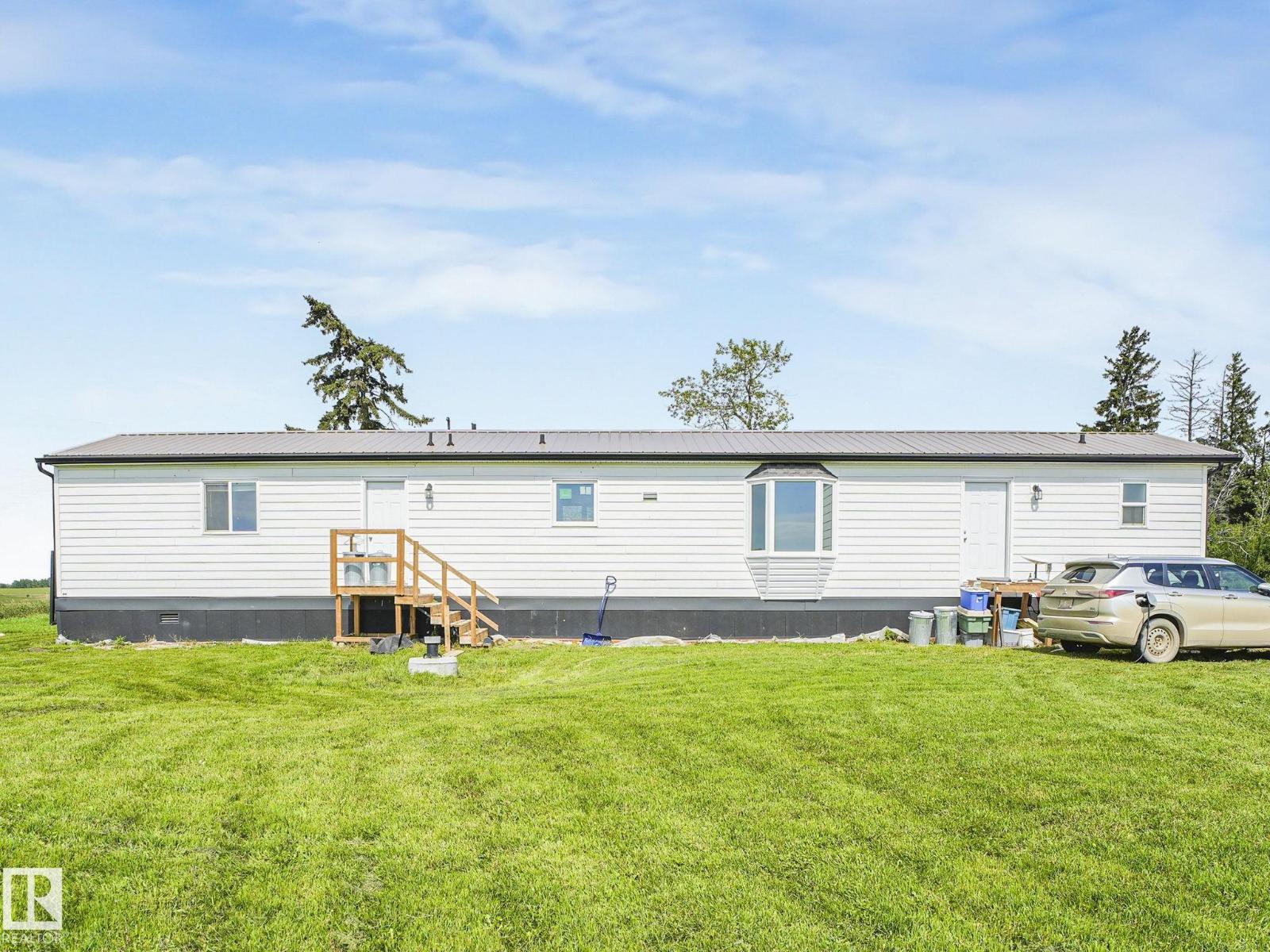 56432 HWY 777, Rural Barrhead County, Alberta