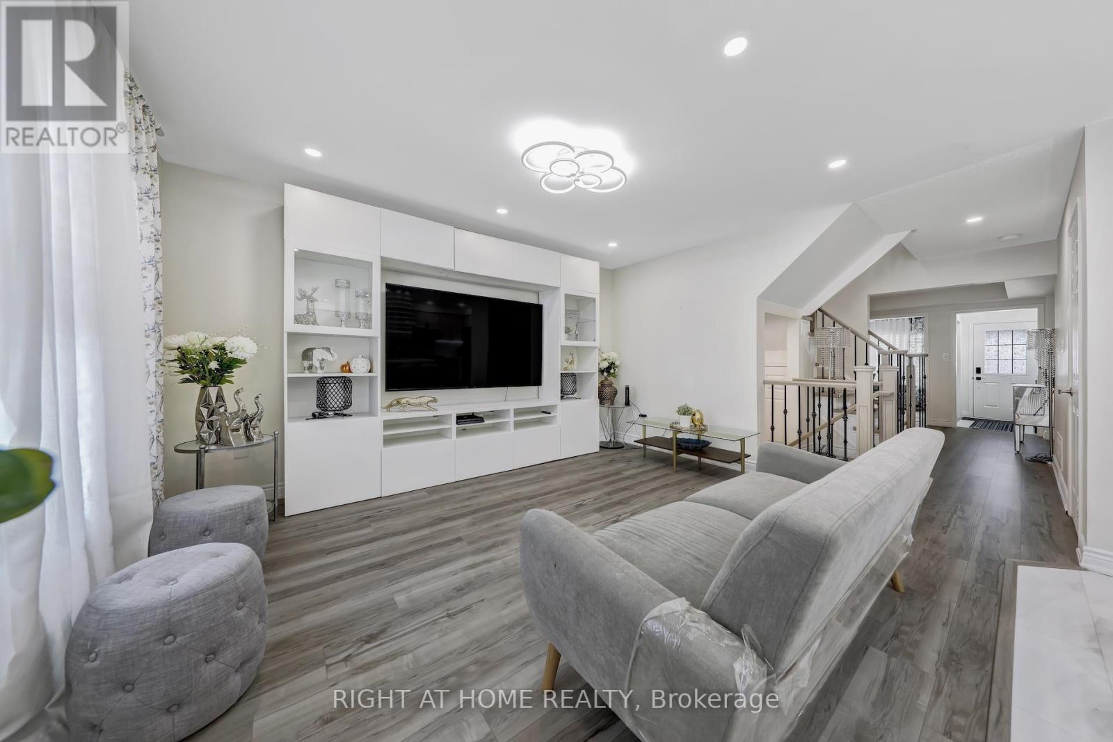 863 Scott Boulevard, Milton, Ontario  L9T 1N1 - Photo 19 - W12360624