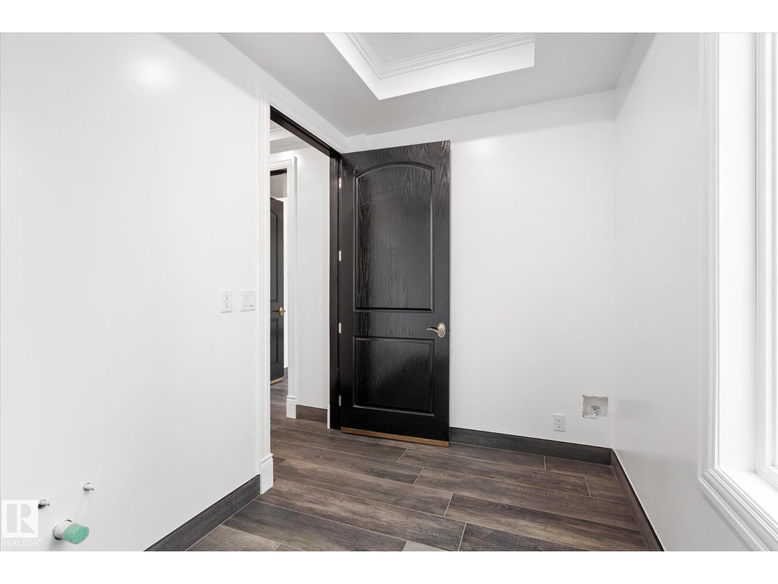 11833 102 Av Nw, Edmonton, Alberta  T5K 0R6 - Photo 12 - E4454426