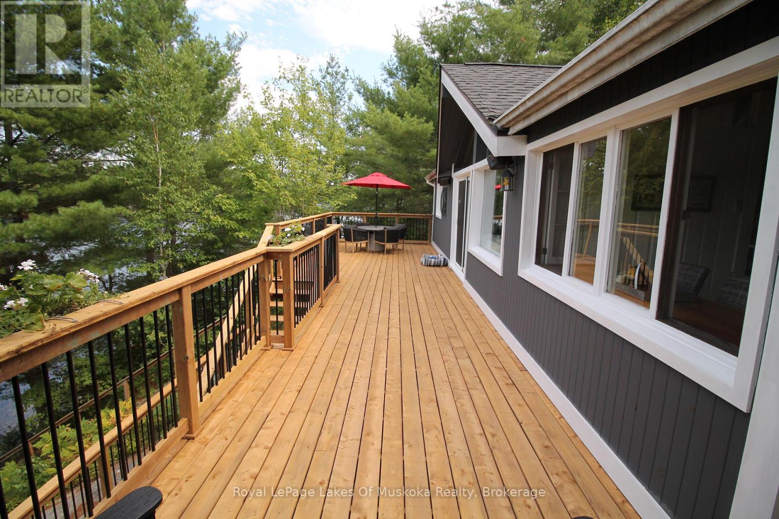 524 Peninsula Road, Gravenhurst, Ontario  P1P 1R2 - Photo 25 - X12360152
