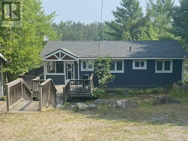 524 Peninsula Road, Gravenhurst, Ontario  P1P 1R2 - Photo 2 - X12360152