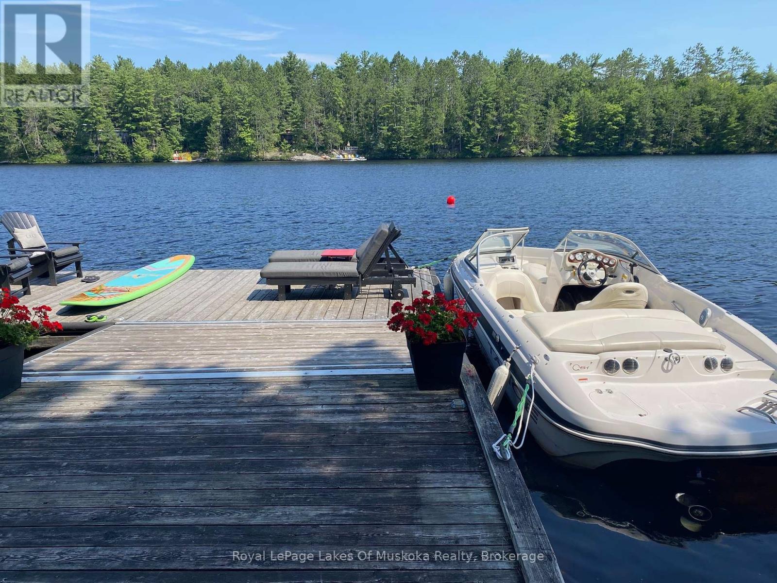524 Peninsula Road, Gravenhurst, Ontario  P1P 1R2 - Photo 41 - X12360152