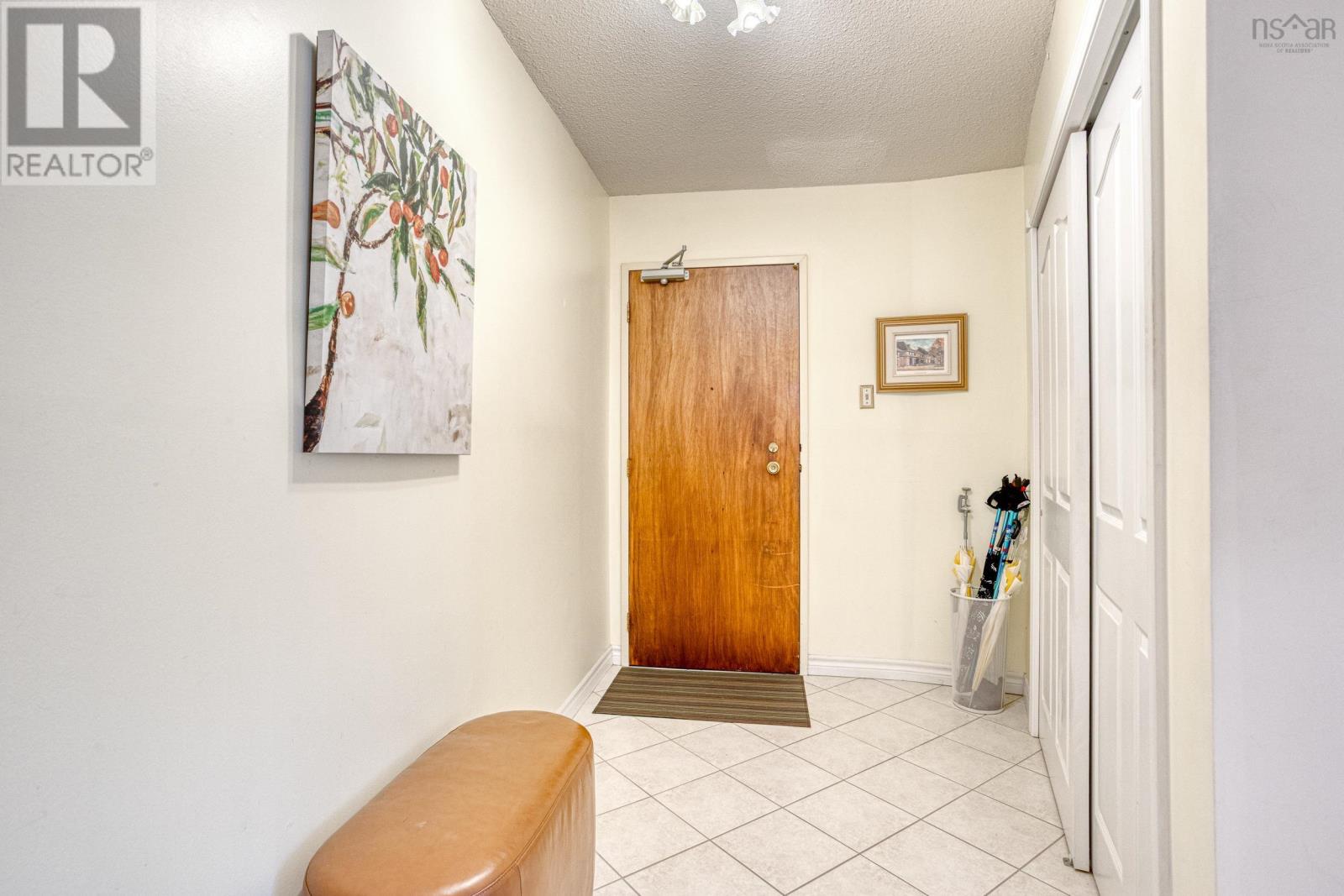 Property at 201 5524 Heatherwood image 5