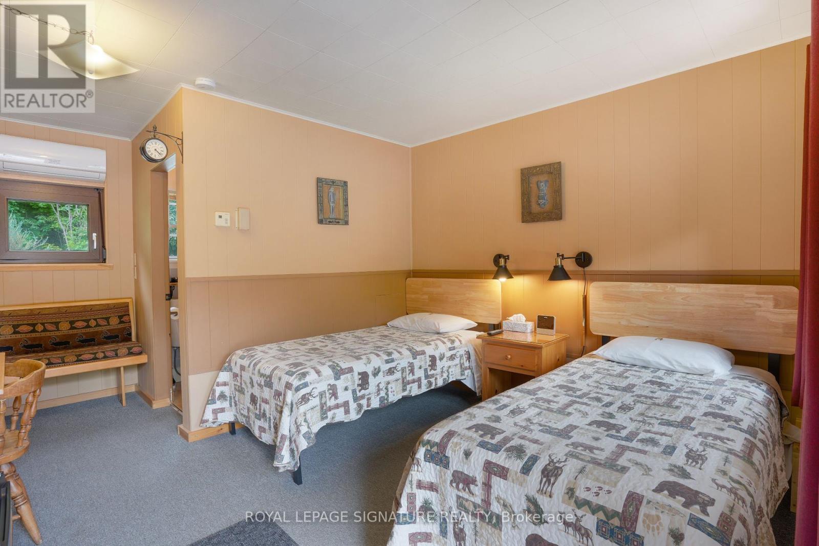 1064 Omagaki Road, Minden Hills, Ontario  K0M 2K0 - Photo 9 - X12285176