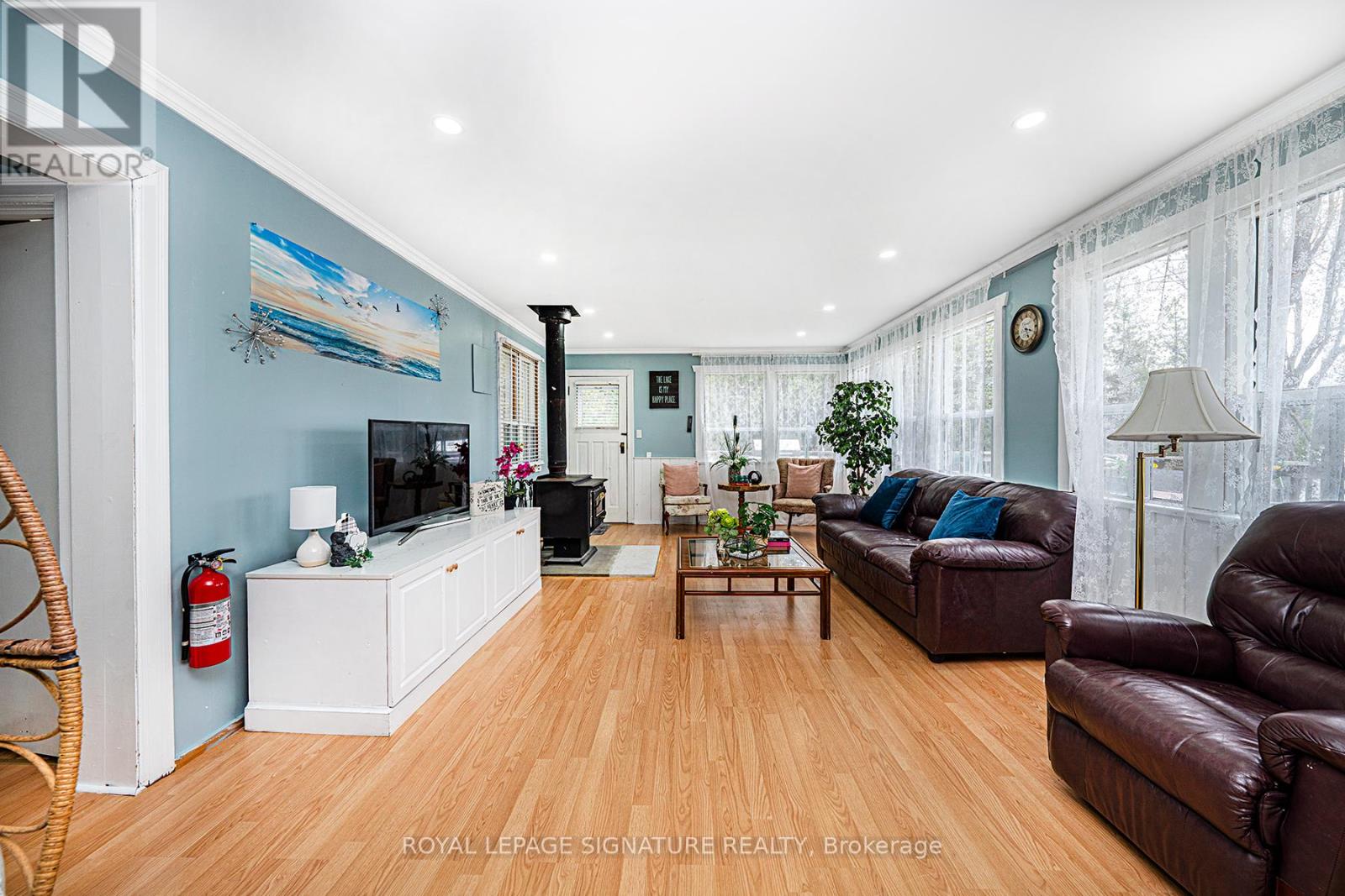 1270 Wessell Road, Minden Hills, Ontario  K0M 2L1 - Photo 10 - X12181377