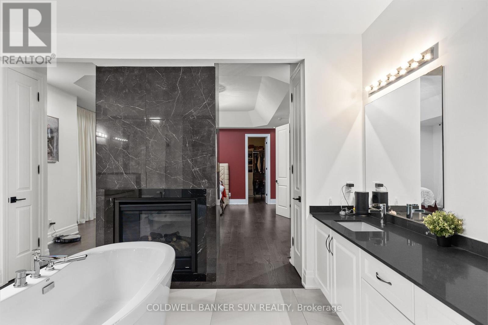 23 Mumberson Street, Innisfil (Cookstown), Ontario  L0L 1L0 - Photo 37 - N12360665