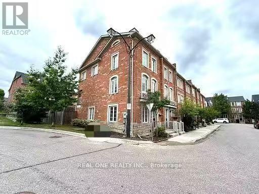 15 Adam Oates Heights, Toronto (Downsview-Roding-Cfb), Ontario  M3L 0G3 - Photo 2 - W12360670