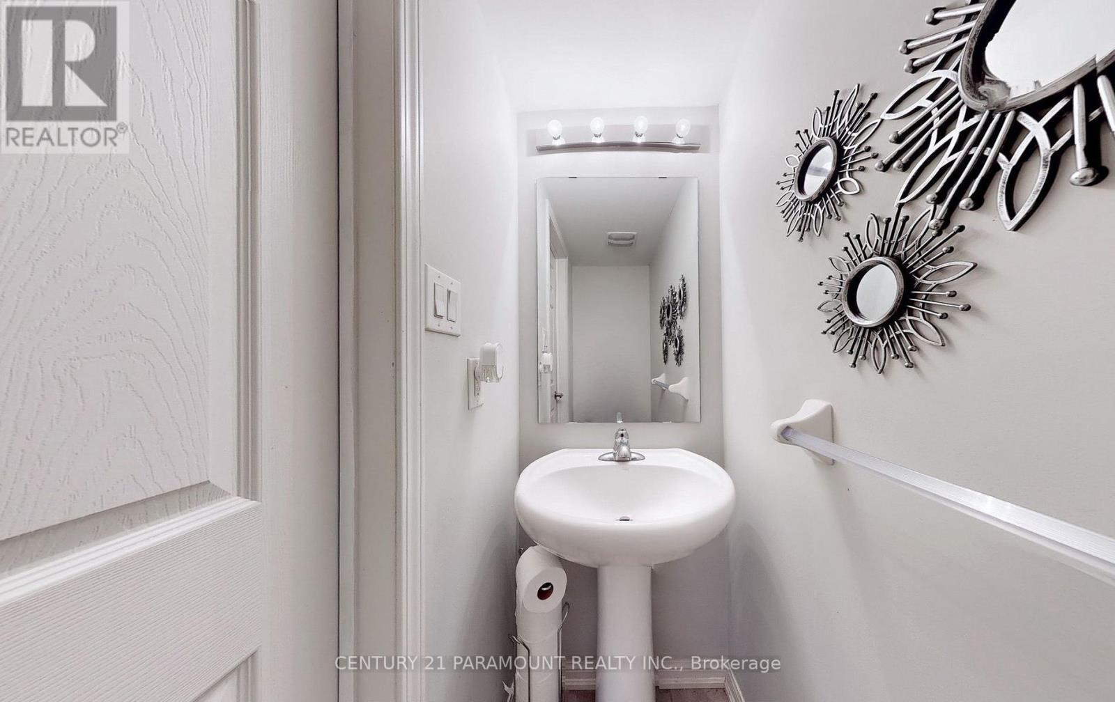 213 - 250 Sunny Meadow Boulevard, Brampton, Ontario L7A 0A1 - Photo 14 - W12360685