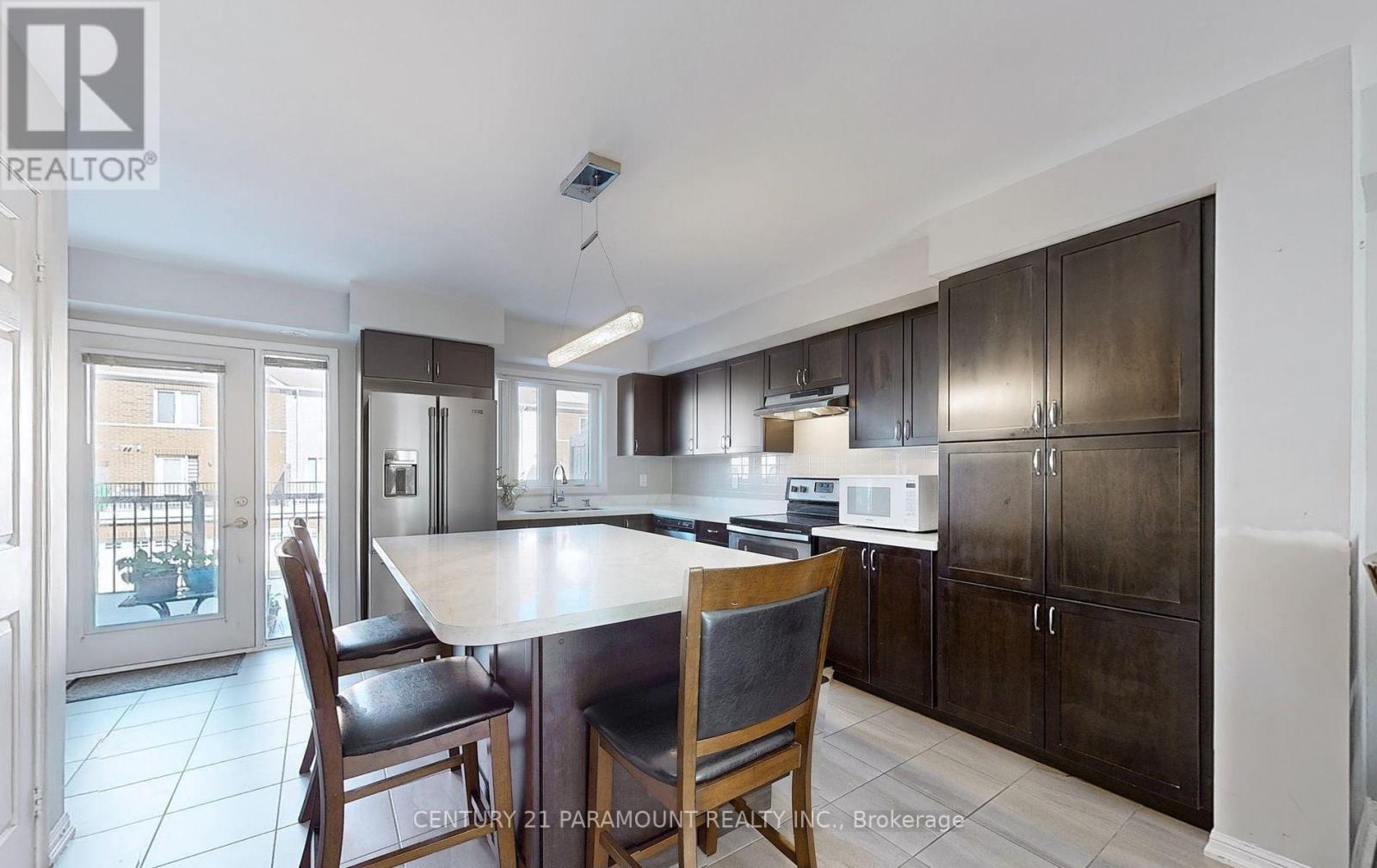 213 - 250 Sunny Meadow Boulevard, Brampton, Ontario L7A 0A1 - Photo 8 - W12360685