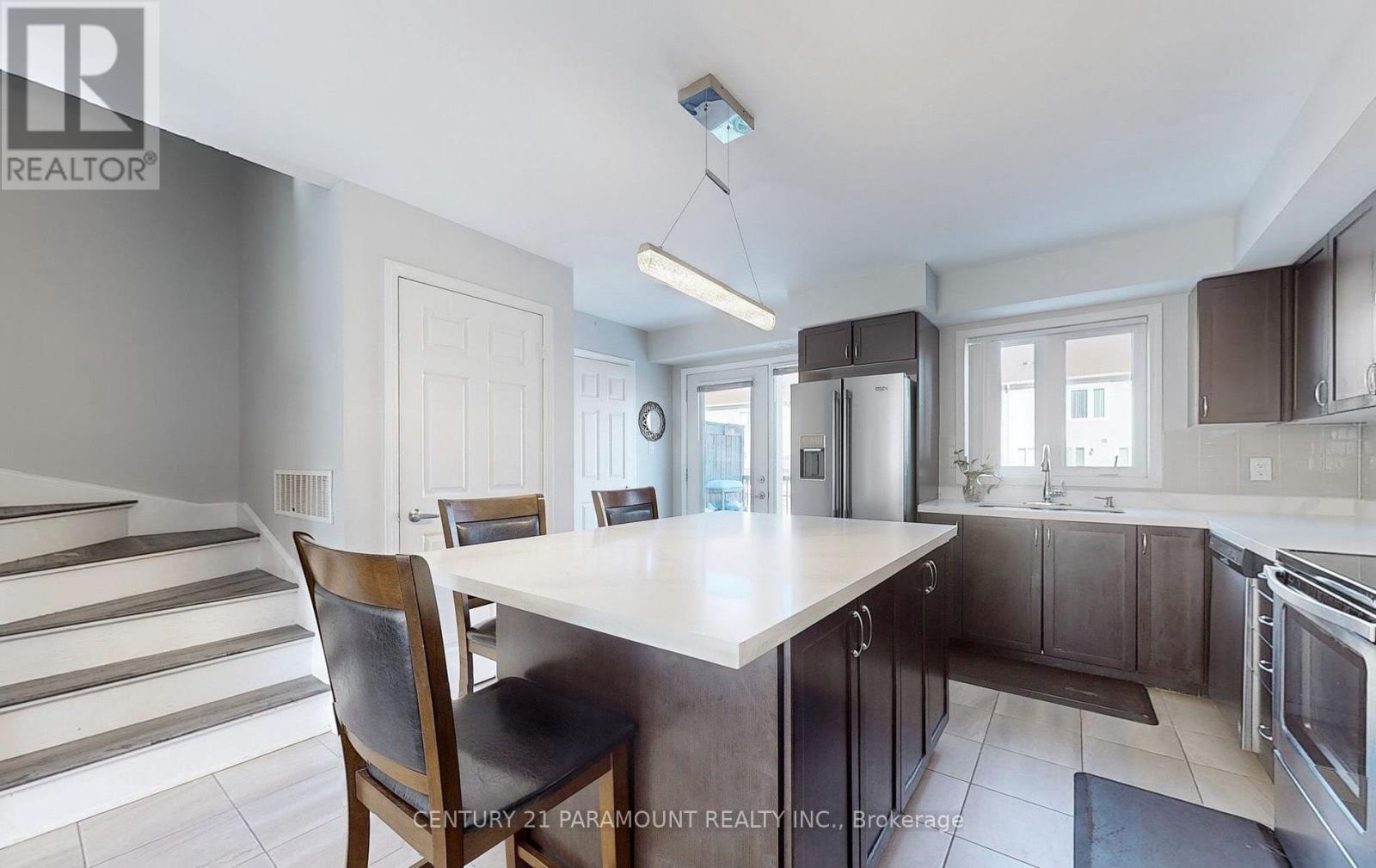 213 - 250 Sunny Meadow Boulevard, Brampton, Ontario L7A 0A1 - Photo 9 - W12360685