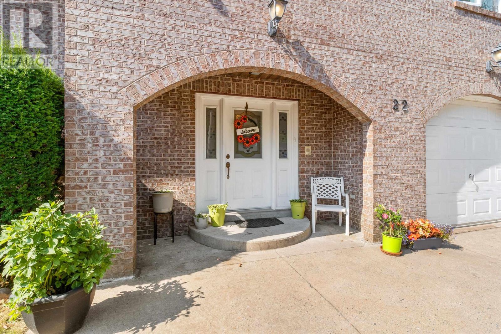 Property at 22 Parmbelle Lane image 3