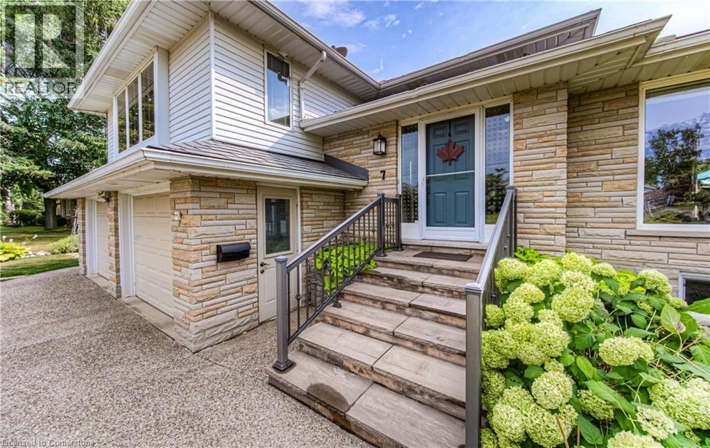 Property at 7 KENNEDY Road image 3