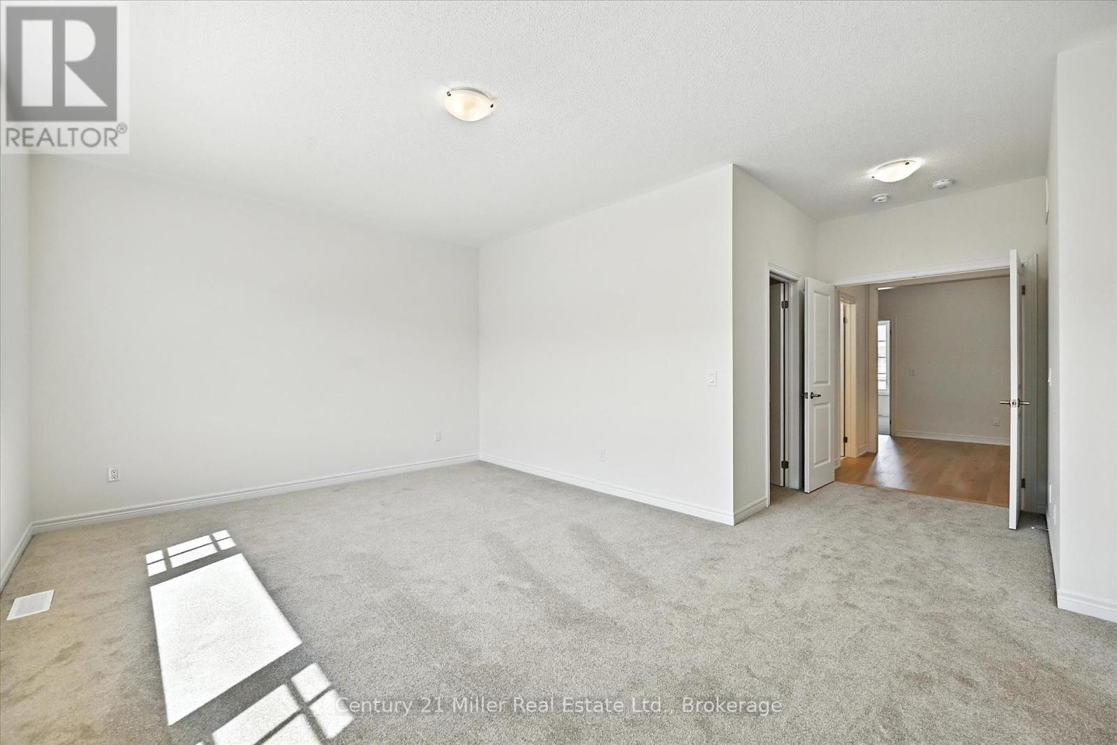 3250 Millicent Avenue, Oakville, Ontario  L6H 0V8 - Photo 25 - W12360705