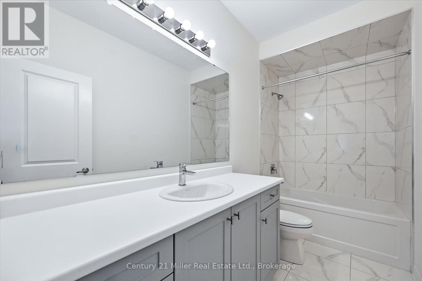 3250 Millicent Avenue, Oakville, Ontario  L6H 0V8 - Photo 38 - W12360705