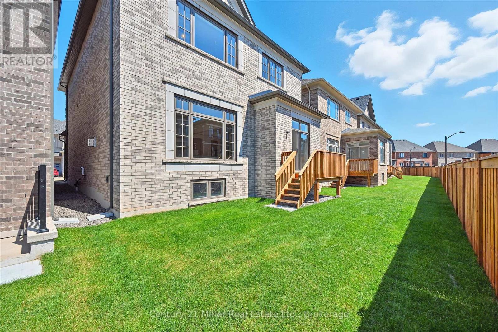 3250 Millicent Avenue, Oakville, Ontario  L6H 0V8 - Photo 44 - W12360705