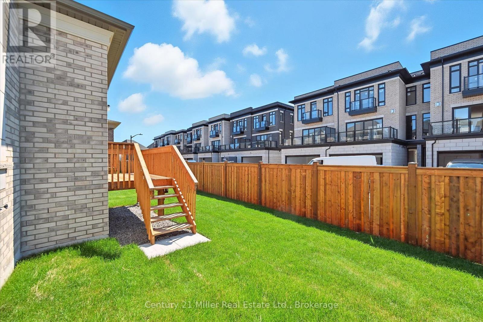 3250 Millicent Avenue, Oakville, Ontario  L6H 0V8 - Photo 45 - W12360705