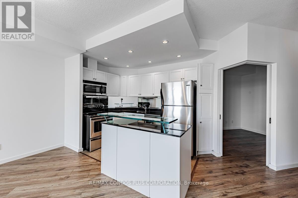3010 - 208 Queens Quay W, Toronto, Ontario  M5J 2Y5 - Photo 5 - C12360707