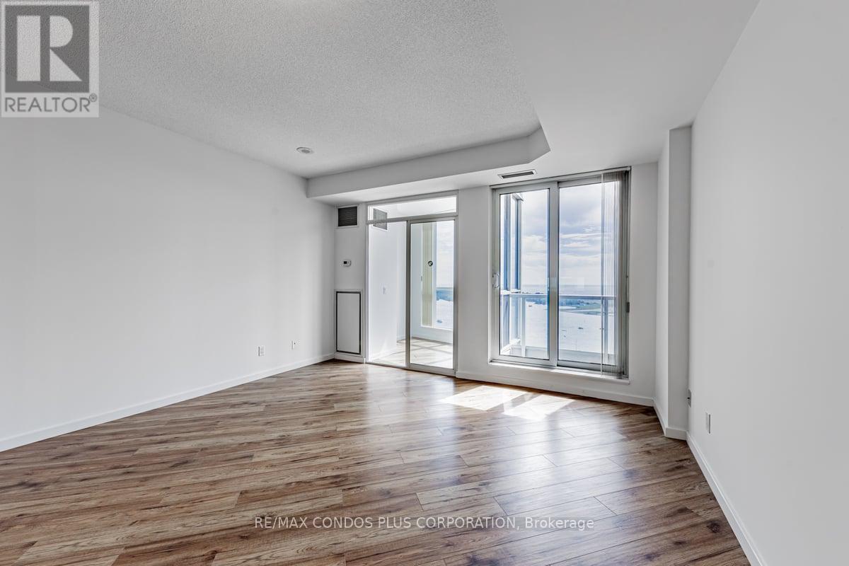 3010 - 208 Queens Quay W, Toronto, Ontario  M5J 2Y5 - Photo 7 - C12360707