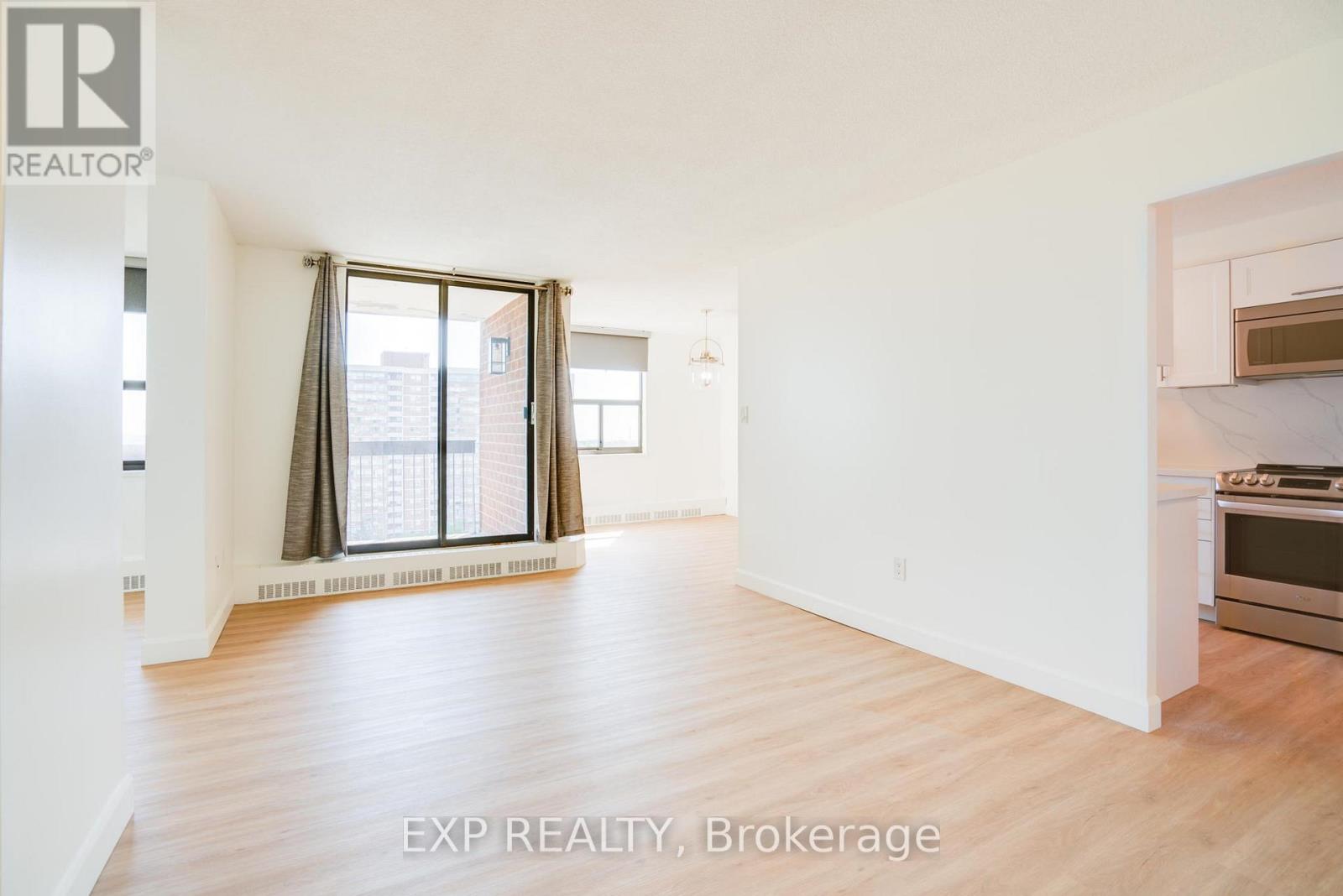 1410 - 90 Ling Road, Toronto, Ontario  M1E 4Y3 - Photo 4 - E12360704