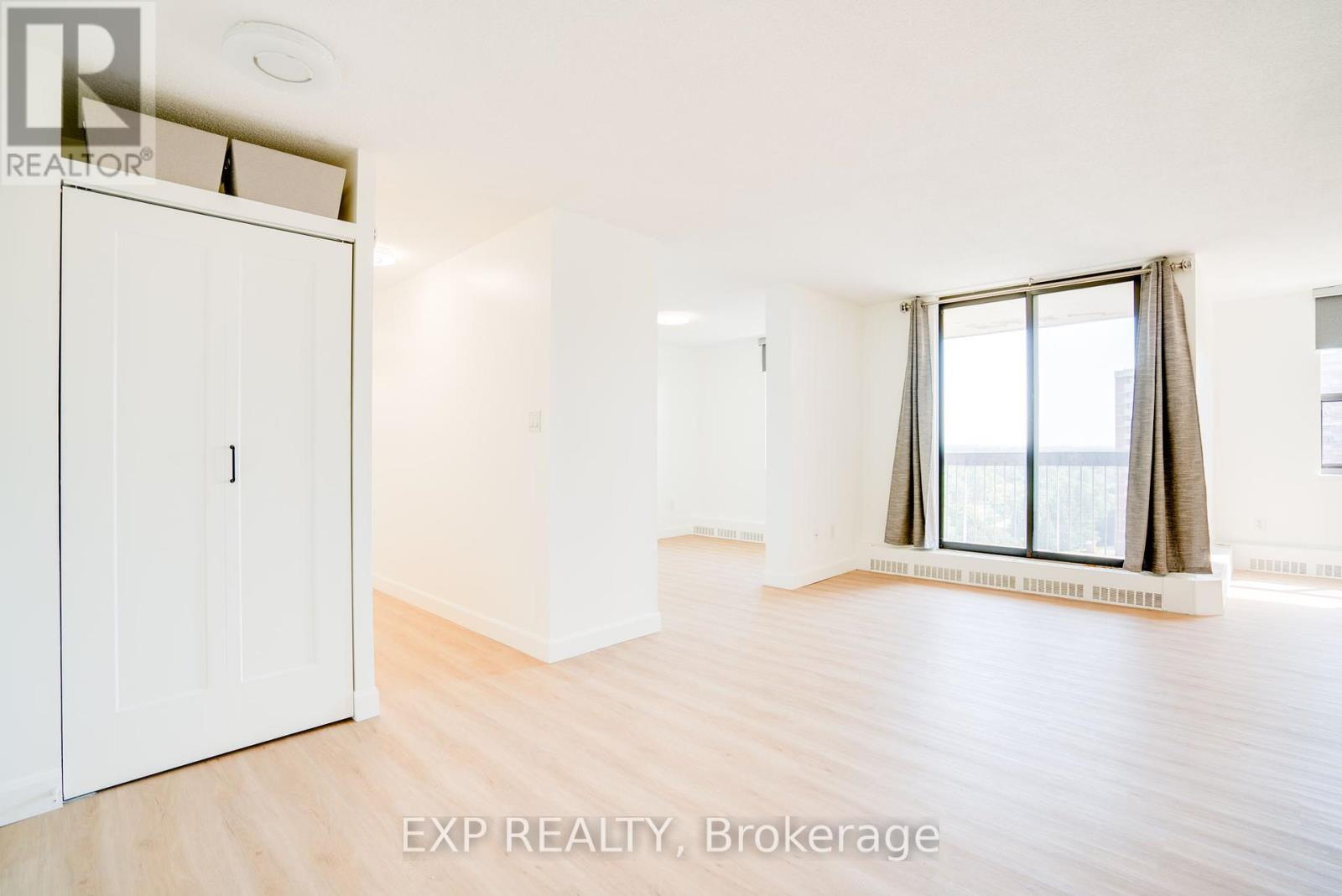 1410 - 90 Ling Road, Toronto, Ontario  M1E 4Y3 - Photo 5 - E12360704