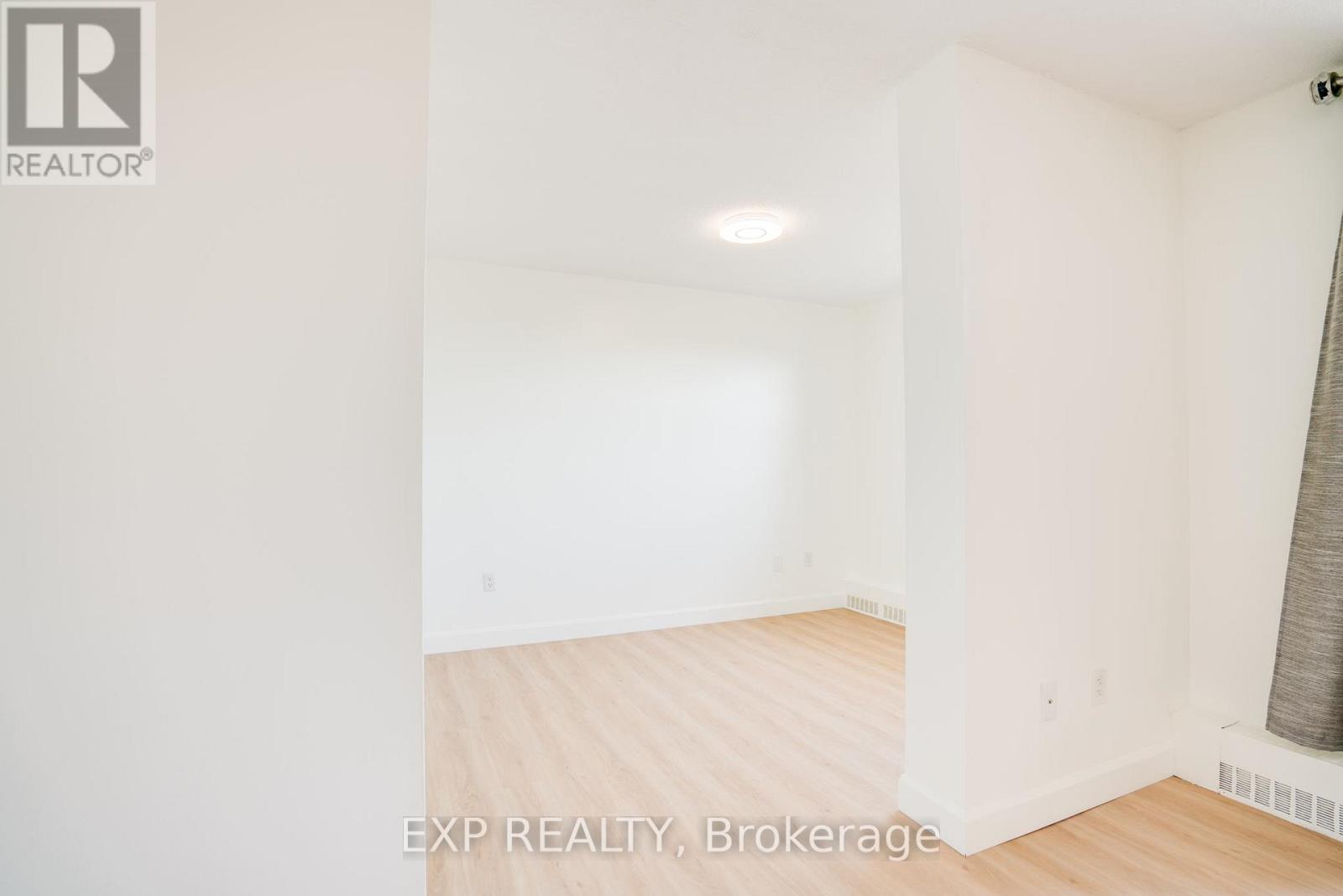 1410 - 90 Ling Road, Toronto, Ontario  M1E 4Y3 - Photo 7 - E12360704