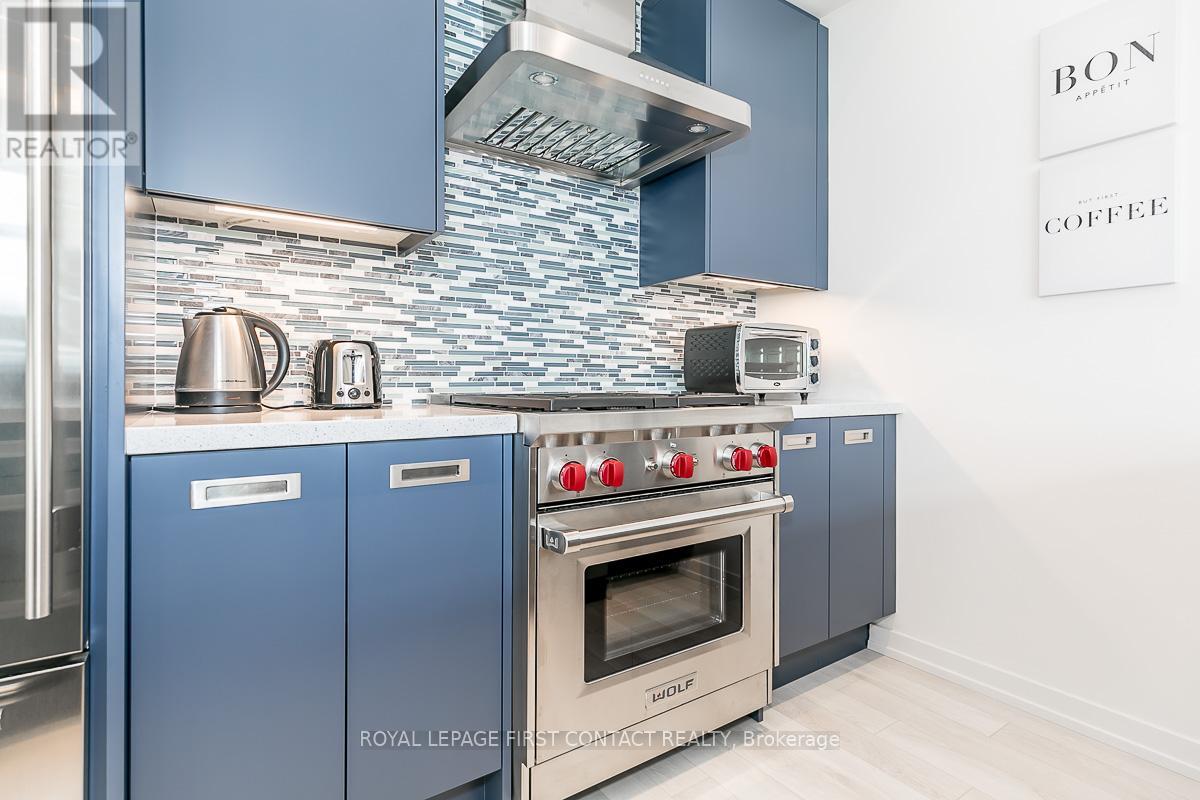 3645 Ferretti Court, Innisfil, Ontario  L9S 0N6 - Photo 5 - N12360703