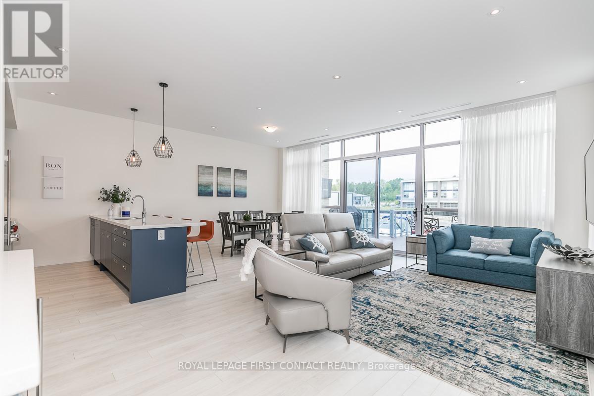3645 Ferretti Court, Innisfil, Ontario  L9S 0N6 - Photo 6 - N12360703