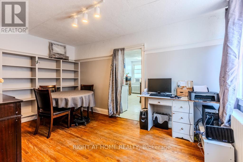 Property at 180 SWANWICK AVENUE image 3
