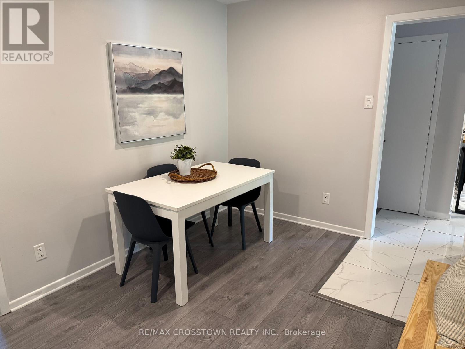 34 Queen Street, Barrie (Codrington), Ontario  L4M 1Z1 - Photo 10 - S12360595