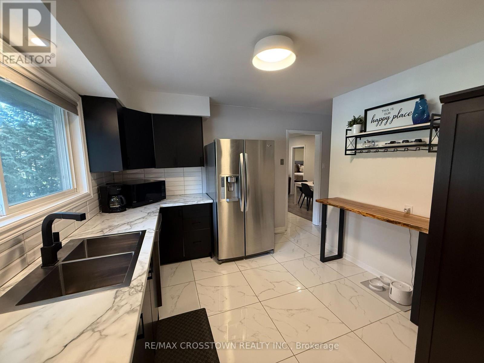 34 Queen Street, Barrie (Codrington), Ontario  L4M 1Z1 - Photo 9 - S12360595