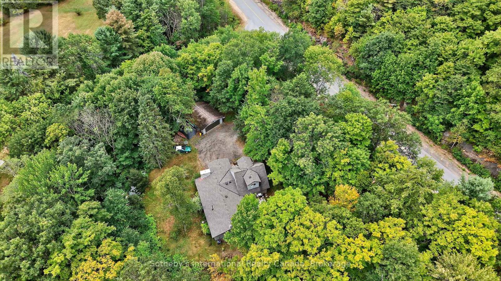1132 Limberlost Road, Lake Of Bays, Ontario  P1H 2J6 - Photo 37 - X12359395