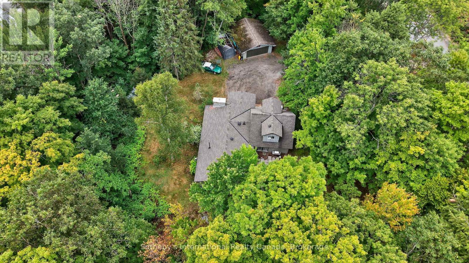 1132 Limberlost Road, Lake Of Bays, Ontario  P1H 2J6 - Photo 44 - X12359395