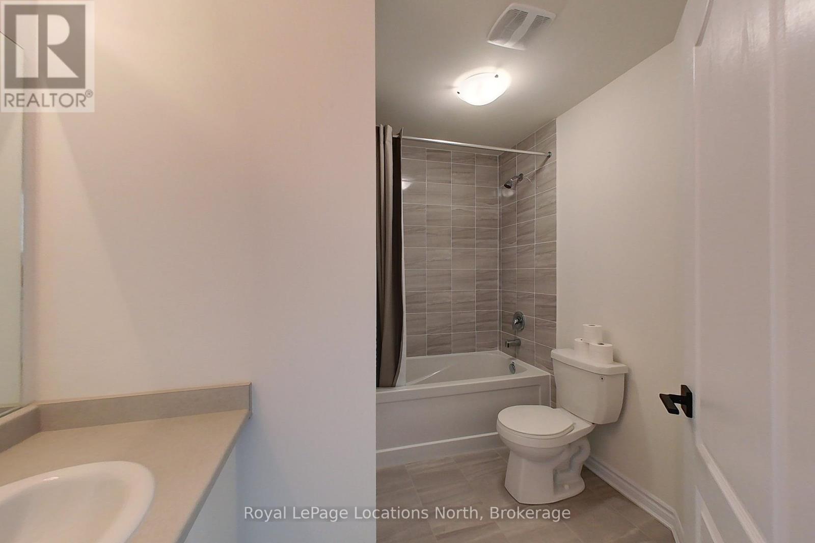 96 Sandhill Crane Drive, Wasaga Beach, Ontario  L9Z 0K4 - Photo 27 - S12360742