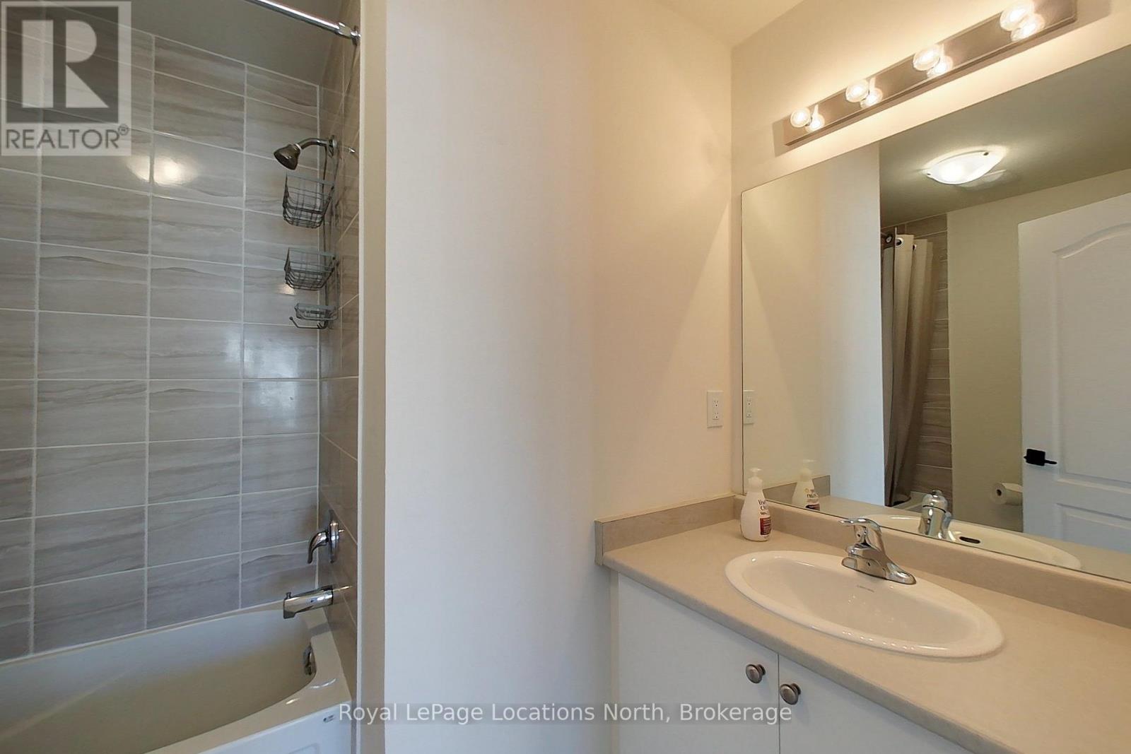 96 Sandhill Crane Drive, Wasaga Beach, Ontario  L9Z 0K4 - Photo 34 - S12360742