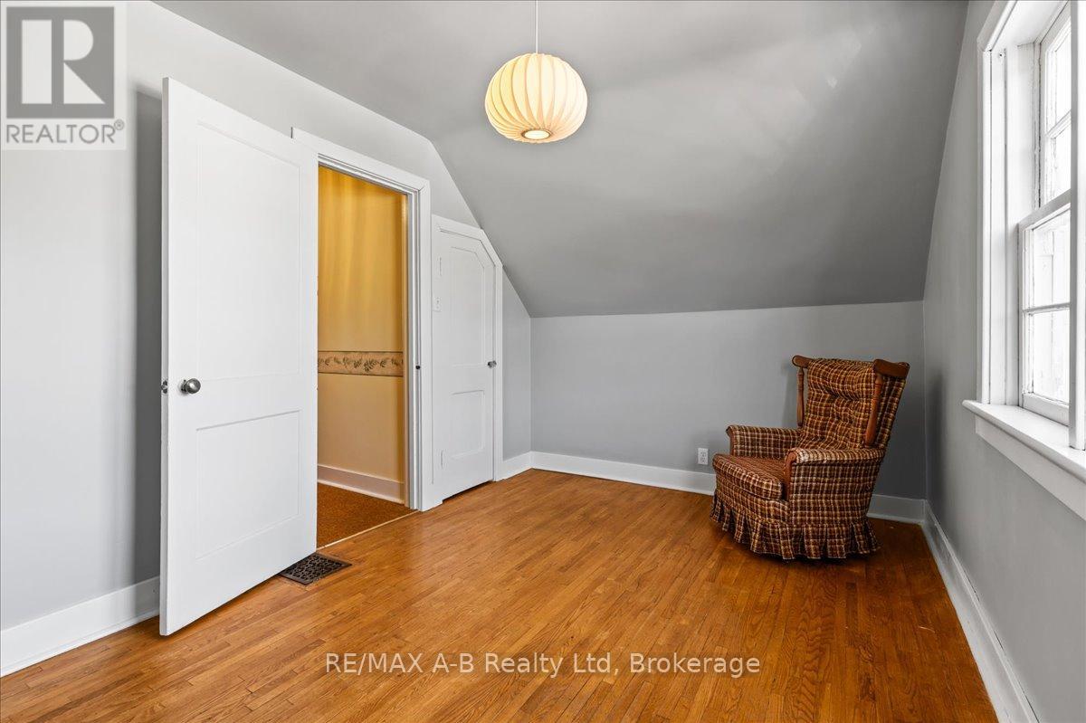 75 Youngs Street, Stratford, Ontario  N5A 1J5 - Photo 25 - X12360751