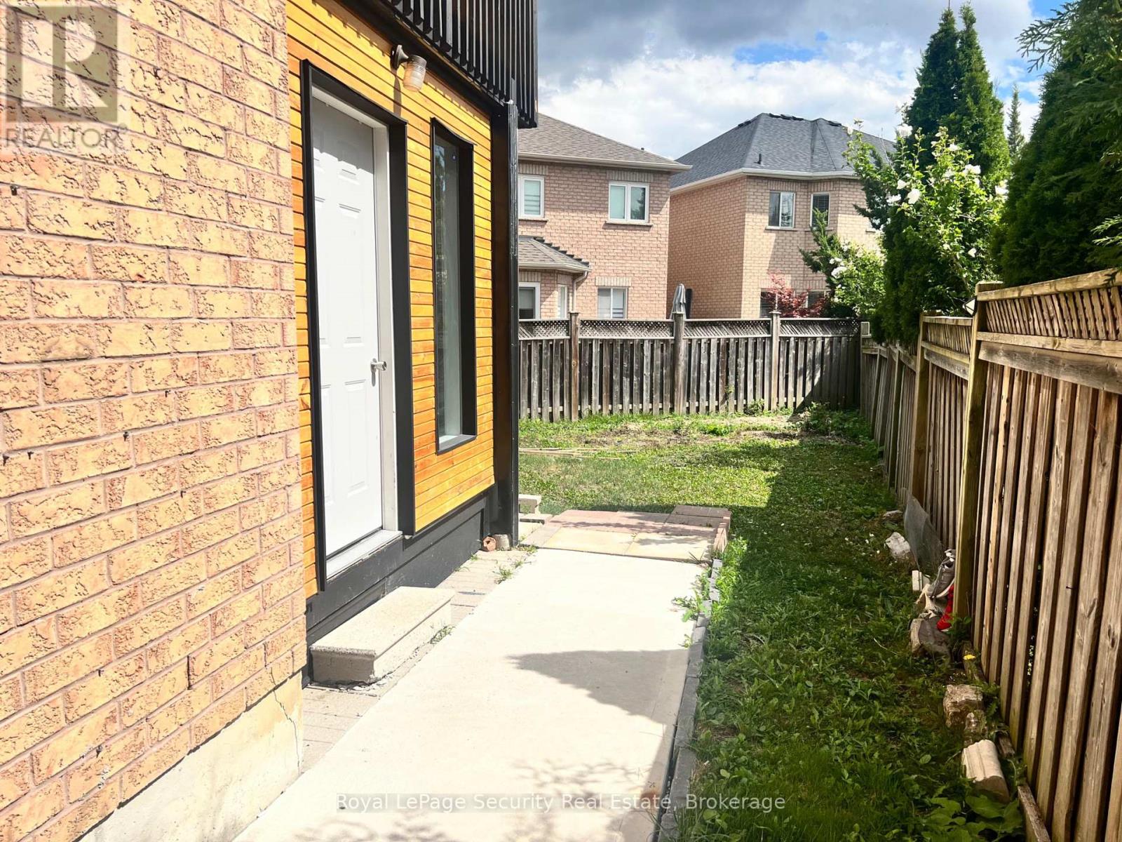 128 Daiseyfield Crescent, Vaughan (Vellore Village), Ontario  L4H 2T7 - Photo 42 - N12360755