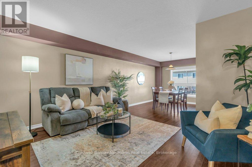 14 Jeffrey Drive, Guelph, Ontario  N1E 0L6 - Photo 7 - X12353214