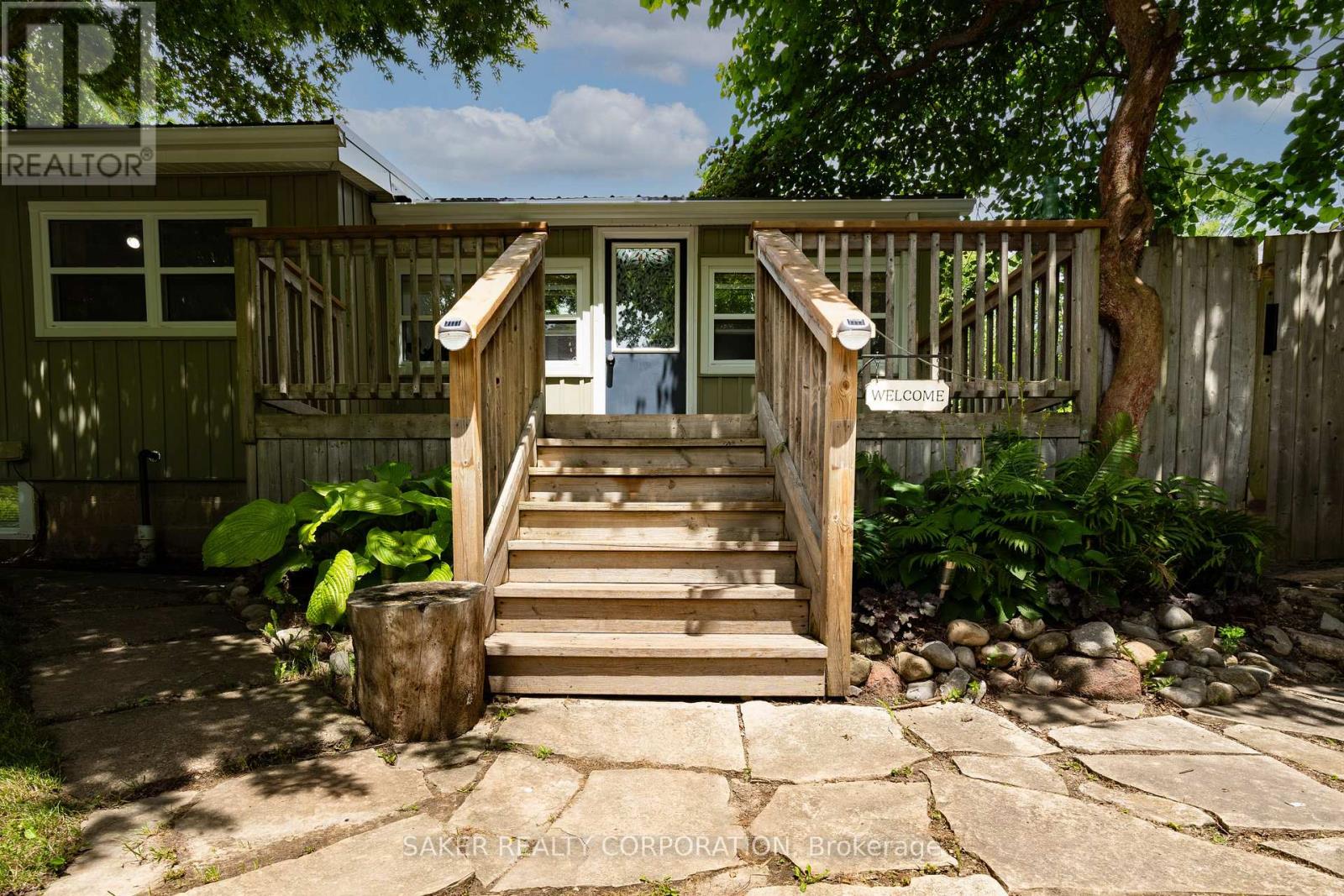 335d George Street, Central Elgin, Ontario  N5L 1C6 - Photo 3 - X12360793