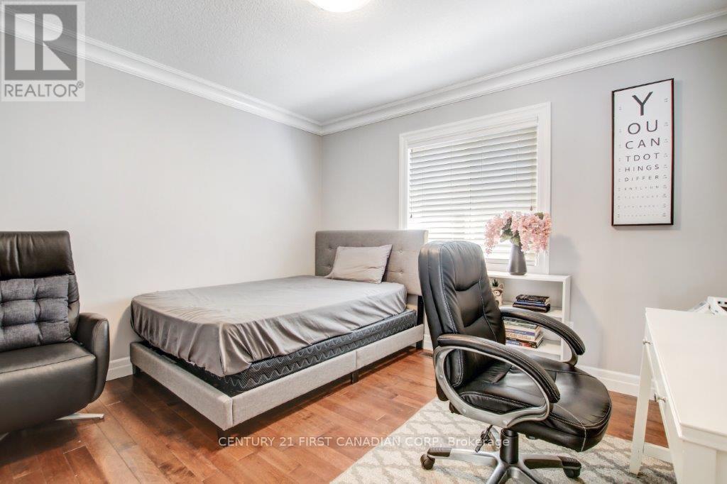 1744 Cherrywood Trail, London North, Ontario  N6H 0E2 - Photo 21 - X12360796