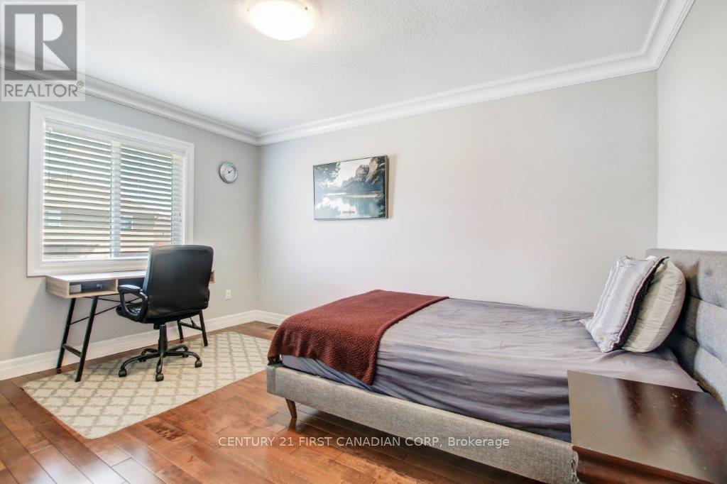 1744 Cherrywood Trail, London North, Ontario  N6H 0E2 - Photo 22 - X12360796