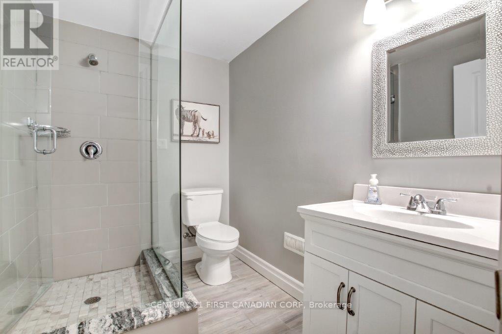 1744 Cherrywood Trail, London North, Ontario  N6H 0E2 - Photo 30 - X12360796