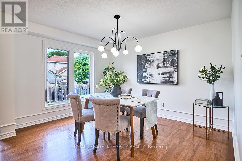 7 Dunn Street, Ottawa, Ontario  K2K 3J8 - Photo 13 - X12360797