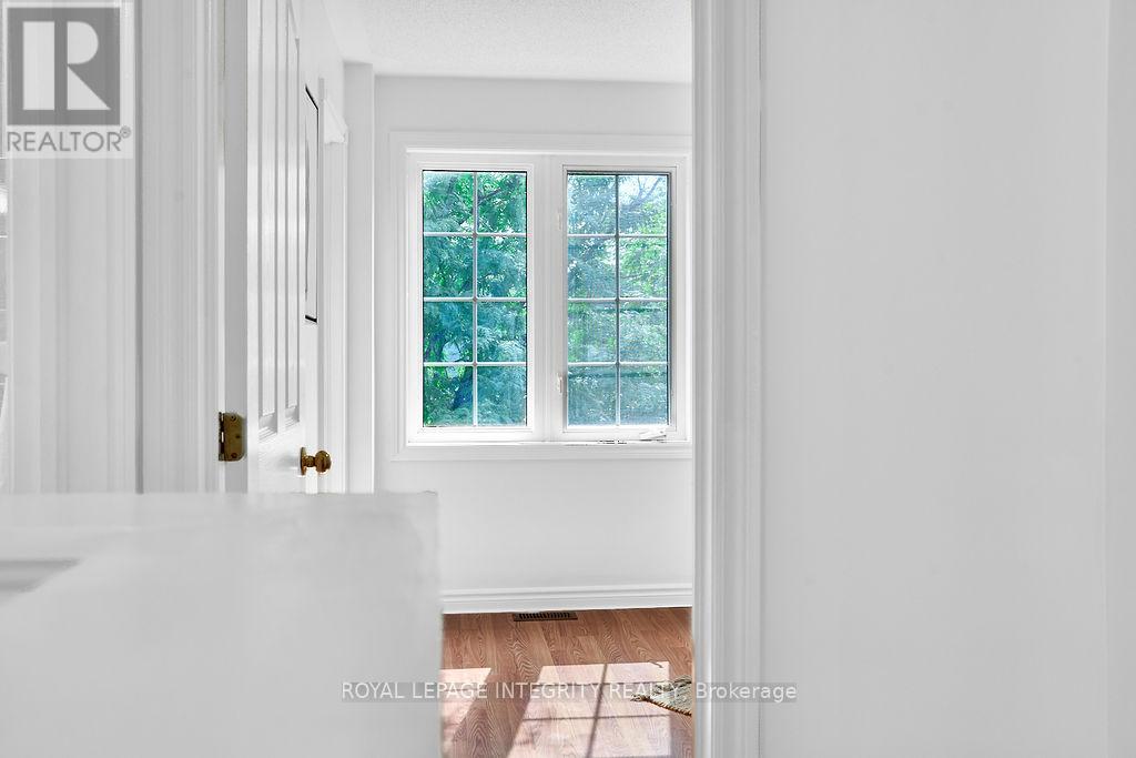 7 Dunn Street, Ottawa, Ontario  K2K 3J8 - Photo 38 - X12360797