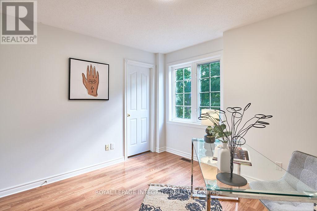 7 Dunn Street, Ottawa, Ontario  K2K 3J8 - Photo 39 - X12360797